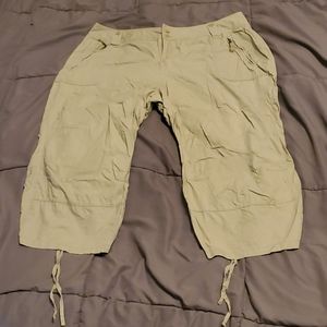 Women Tan F.L. Jeans Cargo Capri Shorts Size 20